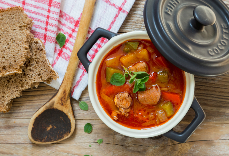 Tagine, Sauteuse, Cocotte und Co.