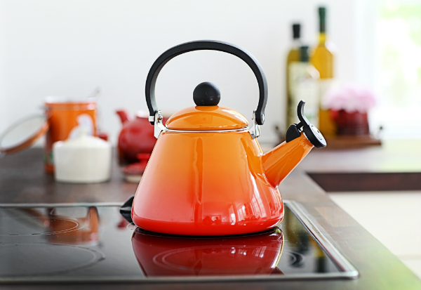 Le Creuset Wasserkessel Kone